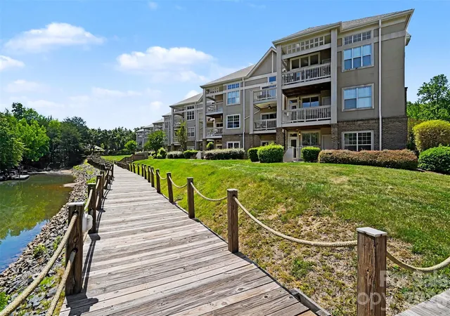 Photo 4 of Condo for sale at 104 Pier 33 Dr #301, Mooresville, NC 28117 | MLS# 4378034 | Listing updated on 2026-09-13