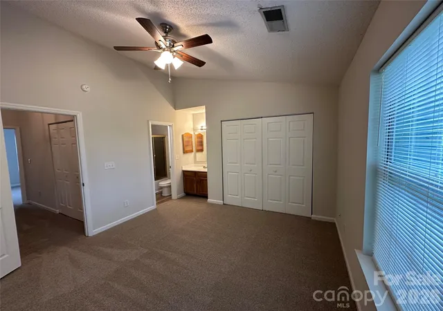 Listing Photo 5 - Condo for sale in building located at 6311 Windsor Gate Ln, Charlotte, NC 28215