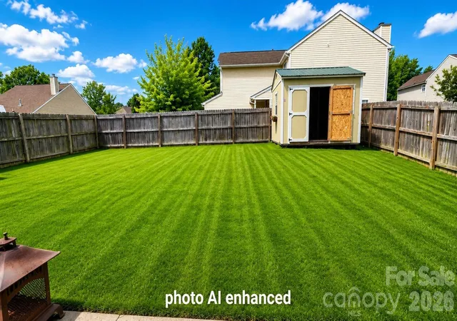 3rd image of 8703 Hazelcroft Ln, Charlotte, NC 28269 | MLS# 4378106
