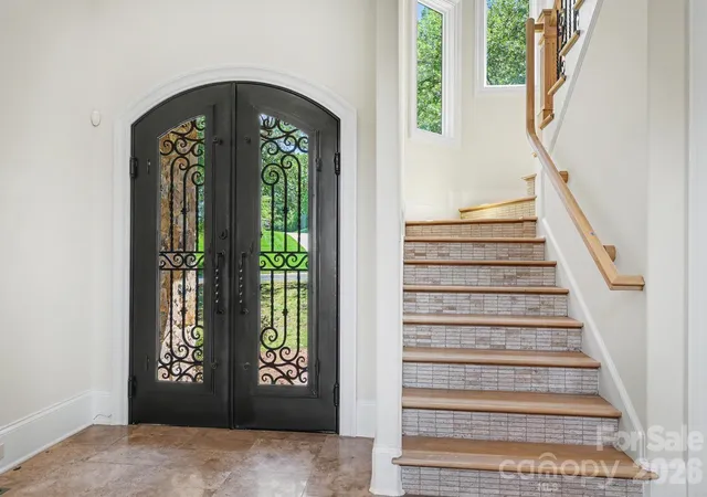 Photo 3 of Mansion for sale at 8041 Water View Dr, Belmont, NC 28012 | MLS# 4378139 | Listing updated on 2026-10-06