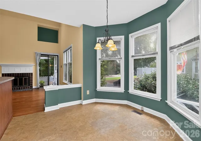 Photo 3 of Sale Pending at 10316 Johns Towne Dr, Charlotte, NC 28210 | MLS# 4378149 | Listing updated on 2026-09-03