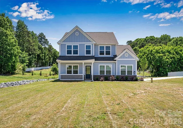 Homes for sale in Midland, NC | 5670 Galloway Dr, Midland, NC 28107 | MLS# 4378186