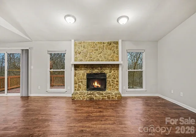 Photo 4 of Single family home for sale at 11513 Vista Hvn Dr, Charlotte, NC 28226 | MLS# 4378232 | Listing updated on 2026-09-15