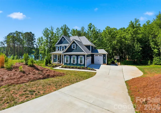 Photo 1 of Single family home for sale at 931 Cornelius Rd, Mooresville, NC 28117 | MLS# 4378236 | Listing updated on 2026-10-02
