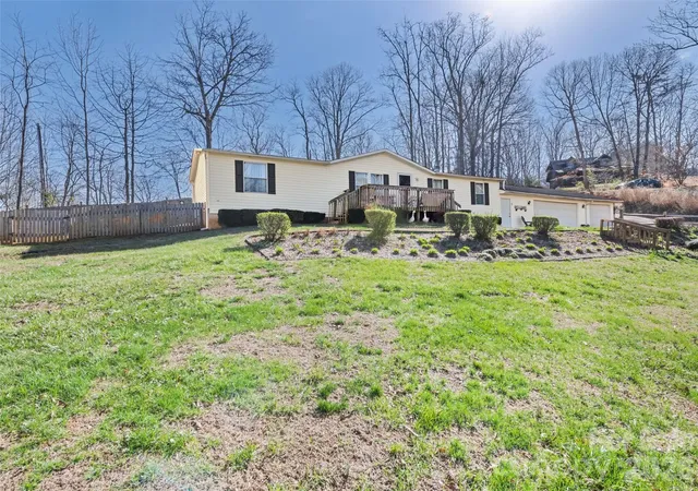 Homes for sale in Leicester, NC | 136 Peaceful Valley Dr, Leicester, NC 28748 | MLS# 4378331