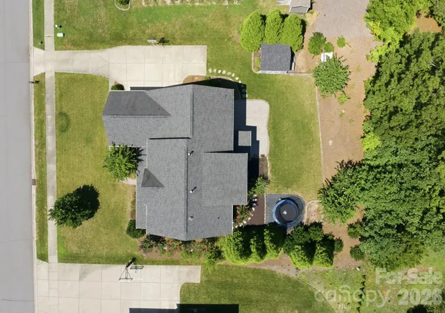 Photo 2 of Single family home for sale at 7223 Old Valley Way, Harrisburg, NC 28075 | MLS# 4378364 | Listing updated on 2026-09-06