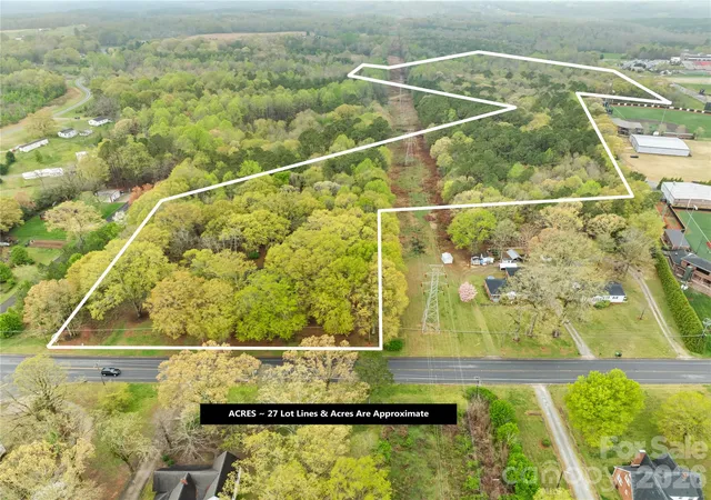 3rd image of 322 S Main St, Shelby, NC 28152 | MLS# 4378375