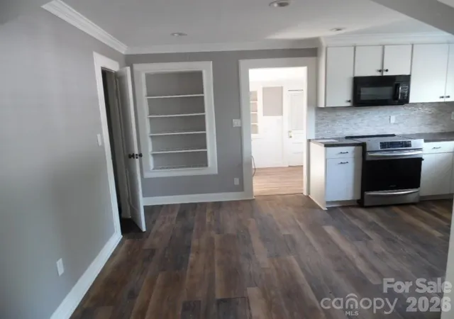 Photo 3 of Single family home for sale at 4749 Crowders Crst Dr, Gastonia, NC 28052 | MLS# 4378391 | Listing updated on 2026-09-25