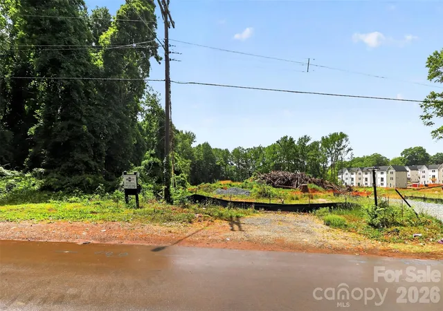 15th image of 3000+3500 Sloan Dr, Charlotte, NC 28208 | MLS# 4378393