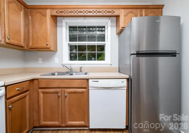 Photo 4 of Condo for sale at 4609 Coronado Dr #N, Charlotte, NC 28212 | MLS# 4378398 | Listing updated on 2026-08-01