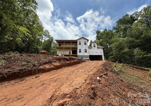 Homes for sale in Lenoir, NC | 399 Huntington Woods St Se, Lenoir, NC 28645 | MLS# 4378411