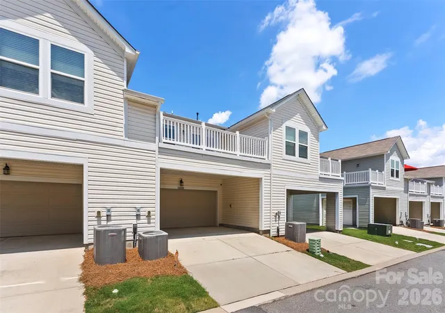 Photo 36 of Townhouse for sale at 11010 Chalkbark Ln, Charlotte, NC 28262 | MLS# 4378415 | Listing updated on 2026-08-07