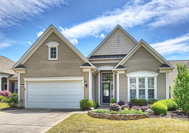2nd image of 23116 Kingfisher Dr, Fort Mill, SC 29707 | MLS# 4378477