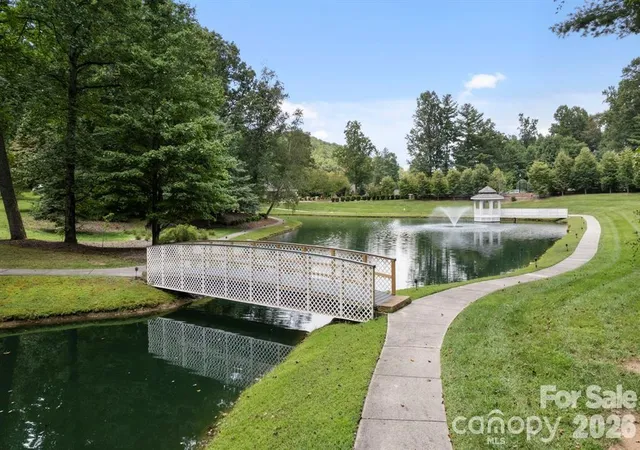 48th image of 109 Wood Owl Ct, Hendersonville, NC 28791 | MLS# 4378493