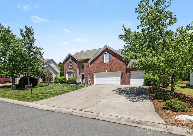 3rd image of 3028 Streamlet Wy, Monroe, NC 28110 | MLS# 4378503
