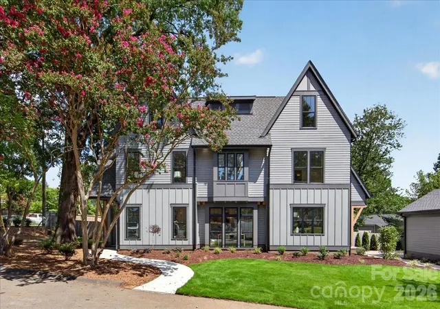 Photo 3 of Single family home for sale at 3940 Admiral Ave, Charlotte, NC 28205 | MLS# 4378548 | Listing updated on 2026-10-01
