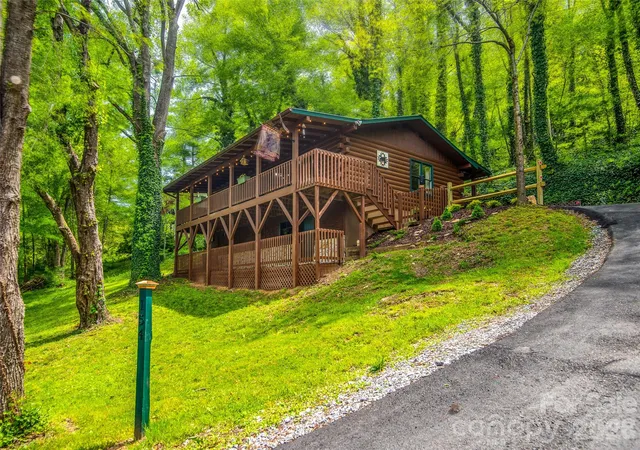 1st image of 154 Cedarwood Dr, Waynesville, NC 28785 | MLS# 4378643