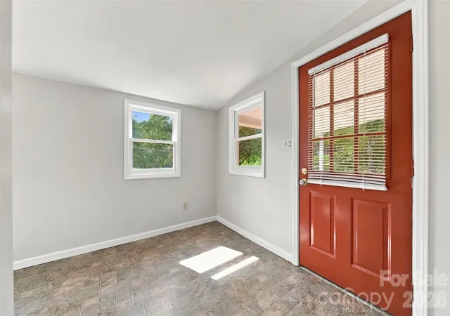 Photo 3 of Single family home for sale at 3860 Pickle Williams Ln, Granite Falls, NC 28630 | MLS# 4378654 | Listing updated on 2026-10-14