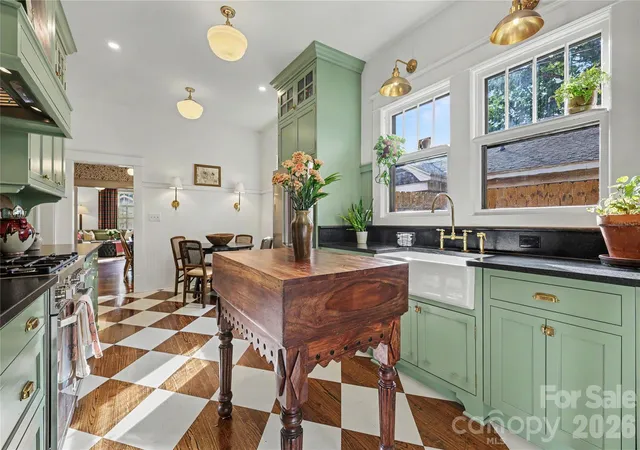1st image of 118 E Miller St, Salisbury, NC 28144 | MLS# 4378670