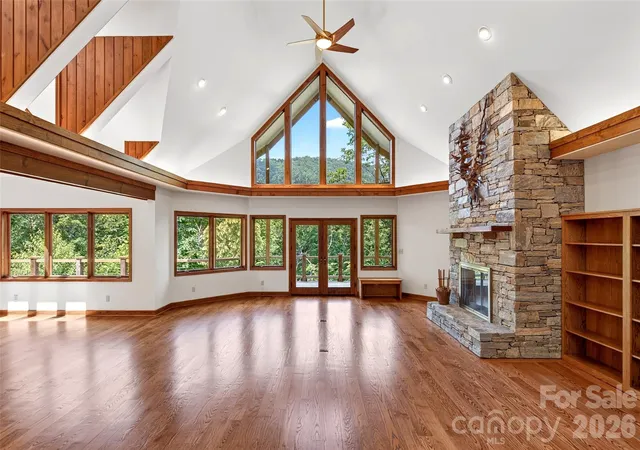 Photo 3 of Mansion for sale at 117 Shenandoah Ter, Black Mountain, NC | MLS# 4378734 | Listing updated on 2026-09-03
