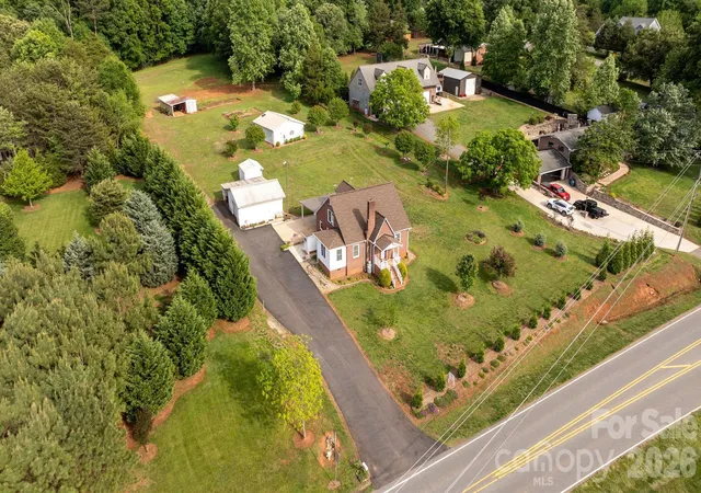 4th image of 2582 Startown Rd, Newton, NC 28658 | MLS# 4378748