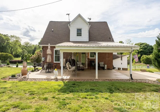42nd image of 2582 Startown Rd, Newton, NC 28658 | MLS# 4378748