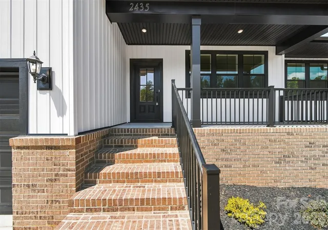 Photo 3 of Single family home for sale at 2435 Kimberly Ave, Morganton, NC 28655 | MLS# 4378772 | Listing updated on 2026-09-14