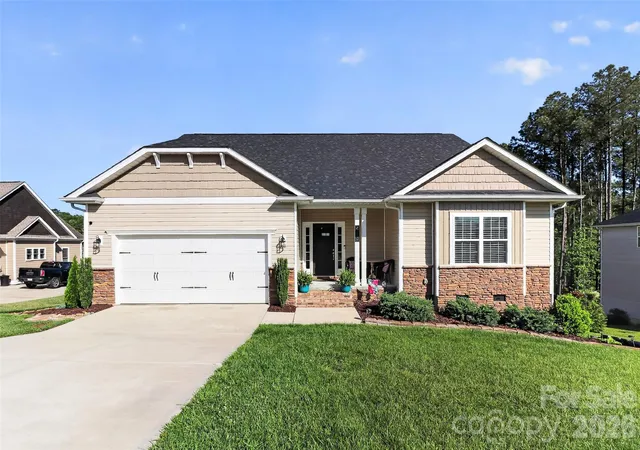 Homes for sale in Oakboro, NC | 413 Colton St, Oakboro, NC 28129 | MLS# 4378808