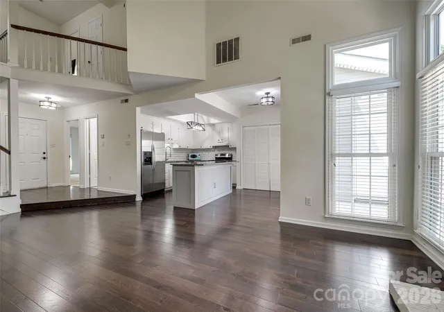 5th image of 9235 N Vicksburg Park Ct, Charlotte, NC 28210 | MLS# 4378830