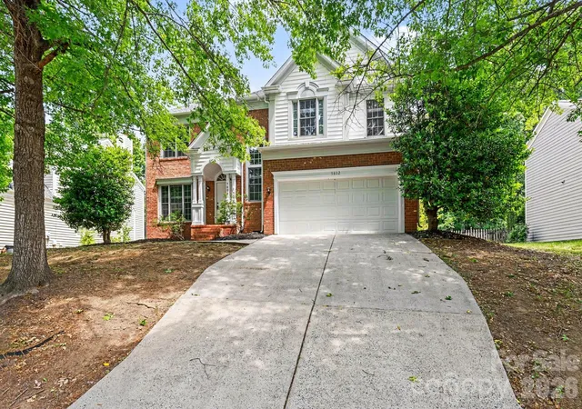 2nd image of 5802 Swanston Dr, Charlotte, NC 28269 | MLS# 4378873