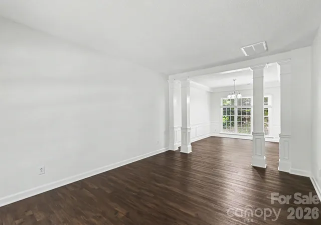 5th image of 5802 Swanston Dr, Charlotte, NC 28269 | MLS# 4378873