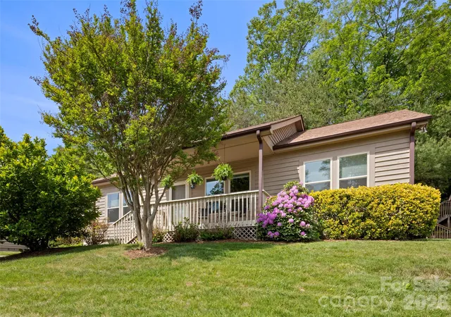 1st image of 1 Hedgerose Ct #B, Asheville, NC 28805 | MLS# 4378976