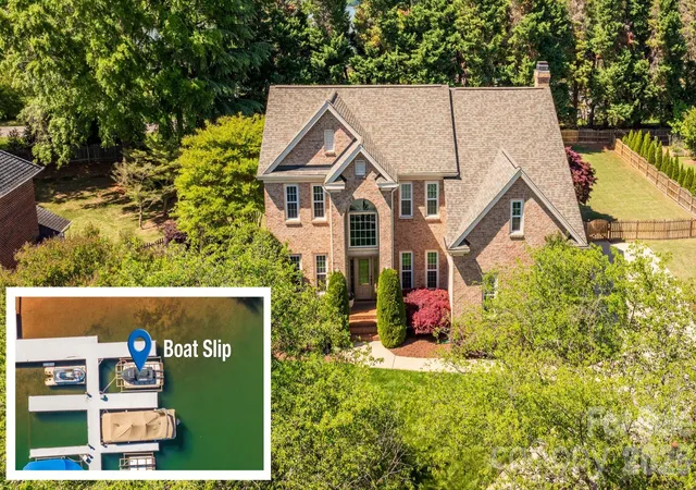 Photo 1 of Single family home for sale at 119 Topsail Pl, Mooresville, NC 28117 | MLS# 4379024 | Listing updated on 2026-09-21