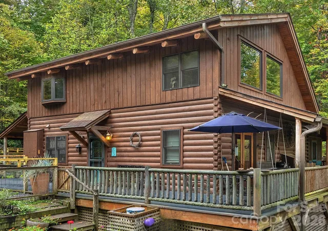 3rd image of 102 Carriage Dr, Fairview, NC 28730 | MLS# 4379033