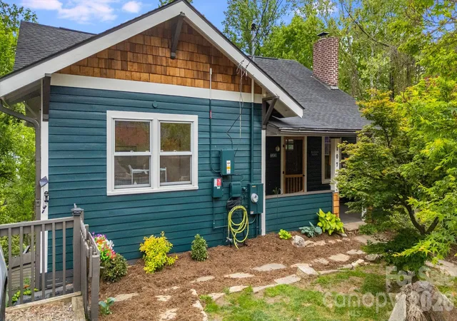 2nd image of 107 Courtland Ave, Asheville, NC 28801 | MLS# 4379070