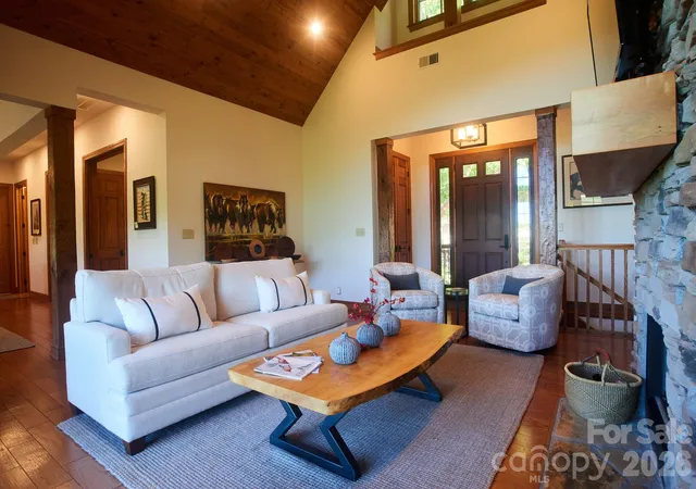 Photo 5 of Single family home for sale at 427 Spring Rock Rd, Burnsville, NC 28714 | MLS# 4379071 | Listing updated on 2026-06-02