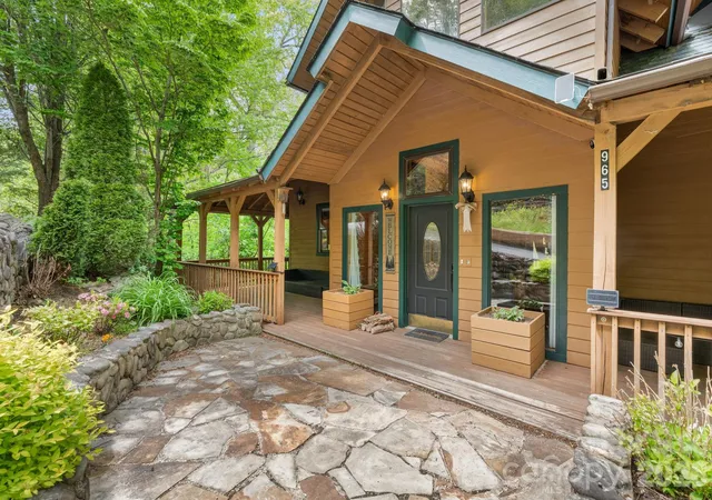 2nd image of 965 Winterstar Loop, Burnsville, NC 28714 | MLS# 4379086