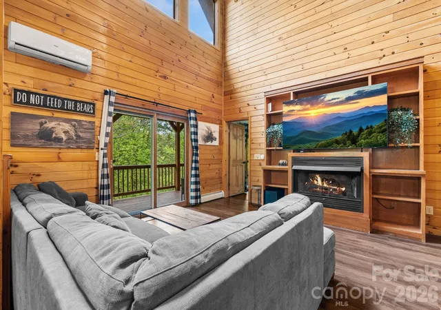 4th image of 965 Winterstar Loop, Burnsville, NC 28714 | MLS# 4379086