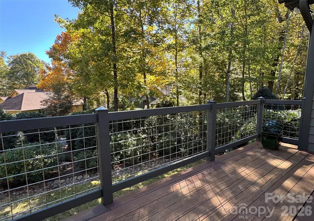 4th image of 894 Dunroy Dr, Hendersonville, NC 28739 | MLS# 4379166
