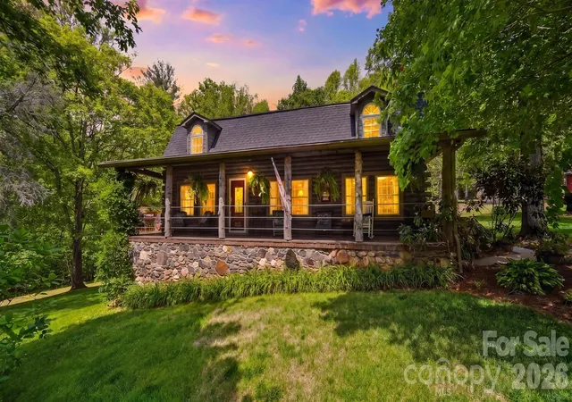 Homes for sale in Lenoir, NC | 3497 Blue Creek Rd, Lenoir, NC 28645 | MLS# 4379201