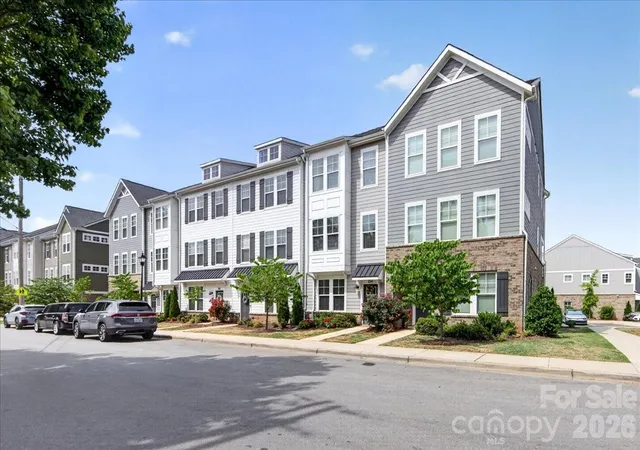 1st image of 334 Armour St, Davidson, NC 28036 | MLS# 4379254