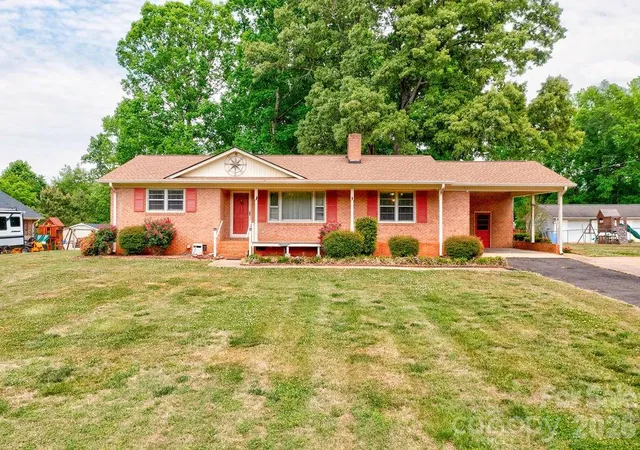 Homes for sale in Shelby, NC | 751 Pleasantdale Dr, Shelby, NC 28150 | MLS# 4379261