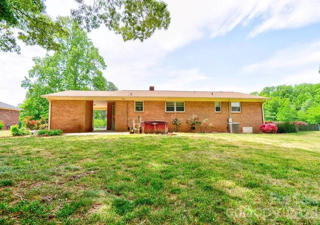 Homes for sale in Shelby, NC | 751 Pleasantdale Dr, Shelby, NC 28150 | MLS# 4379261