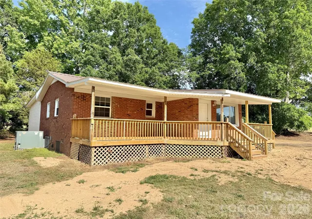 Homes for sale in Lilesville, NC | 878 Stanback Ferry Rd, Lilesville, NC 28091 | MLS# 4379269