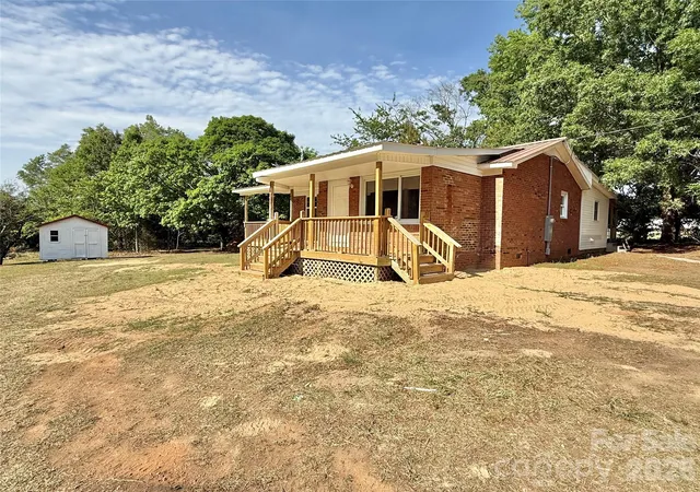 Homes for sale in Lilesville, NC | 878 Stanback Ferry Rd, Lilesville, NC 28091 | MLS# 4379269