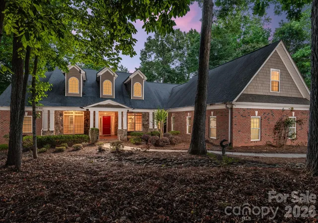 Homes for sale in Waxhaw, NC | 4709 Rockwood Dr, Waxhaw, NC 28173 | MLS# 4379287