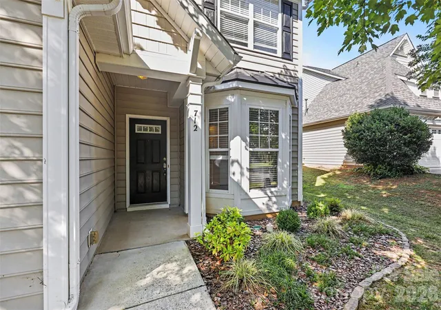 image of 712 Tulip Tree Pl, Rock Hill, SC 29732 | MLS# 4379290