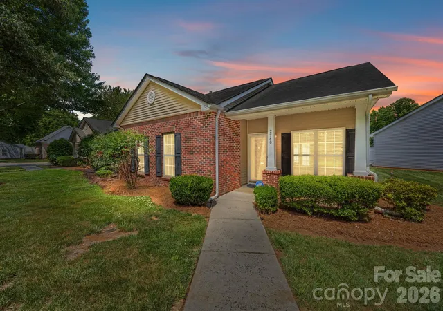 Condo for sale at 2960 Zion Renaissance Ln, Charlotte, NC 28269 | MLS# 4379297