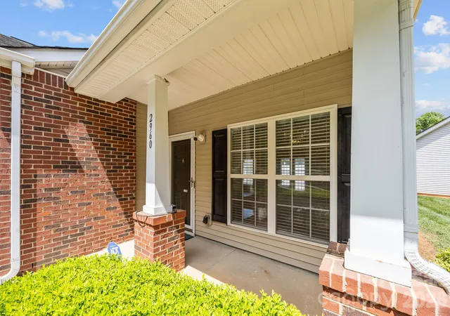 Photo 2 of Condo for sale at 2960 Zion Renaissance Ln, Charlotte, NC 28269 | MLS# 4379297 | Listing updated on 2026-10-26