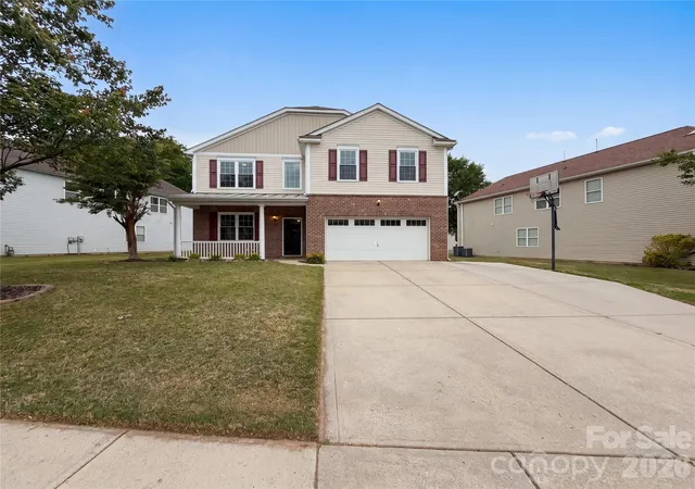 Photo 1 of Single family home for sale at 221 Sycamore Crk Rd, Fort Mill, SC 29708 | MLS# 4379306 | Listing updated on 2026-10-08